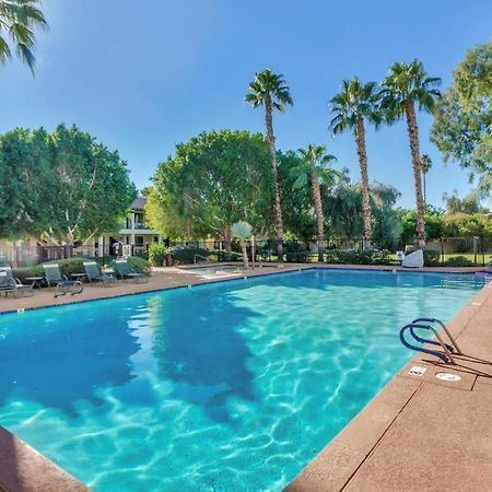 Pima Inn Suites at Talking Stick Scottsdale Bagian luar foto